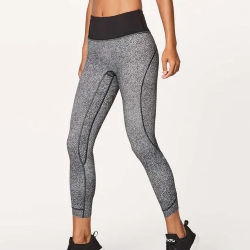 Lululemon | Run The Day Crop Legging Fractal Dark Starlight Black Gray